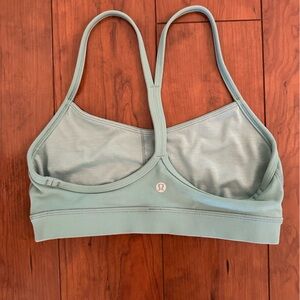 Lululemon Flow Y bra size 6
